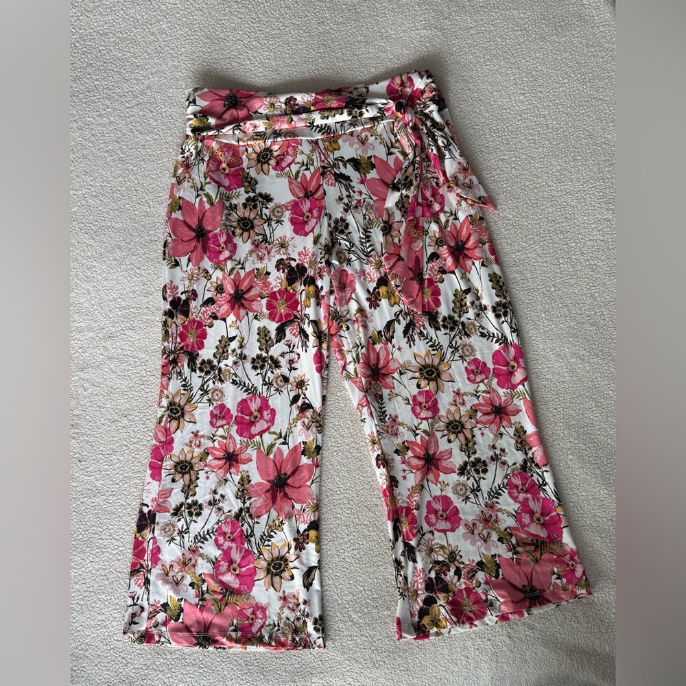 Floral Wide-Leg Pants
